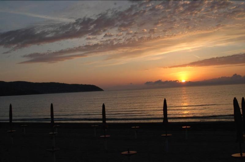 Hotel Villa Ambra Orbetello Bagian luar foto
