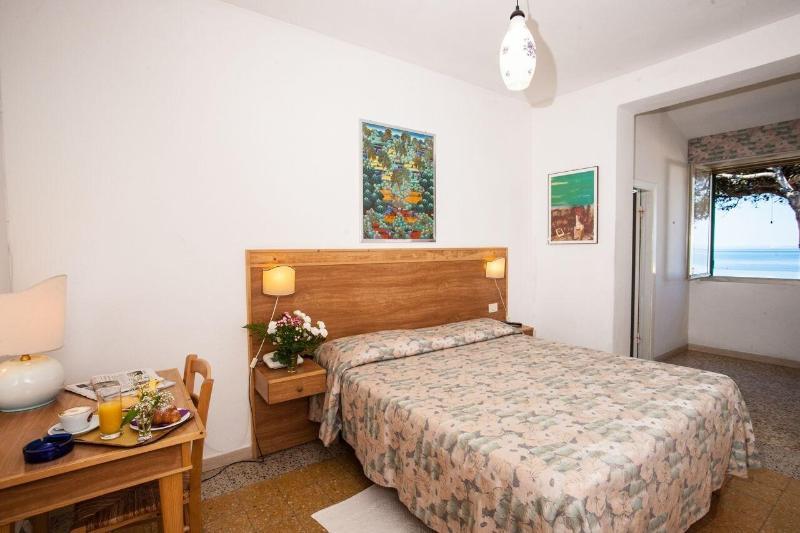 Hotel Villa Ambra Orbetello Bagian luar foto
