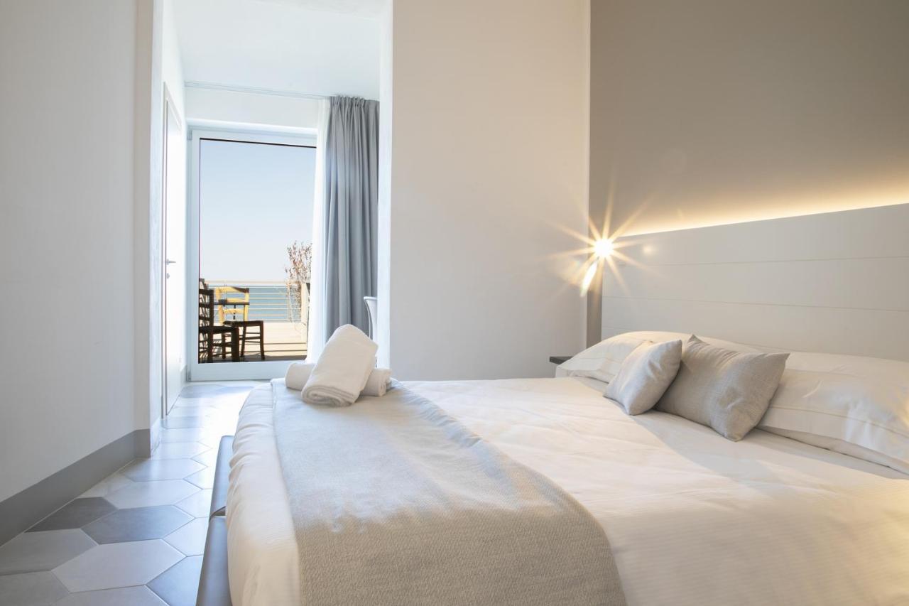 Hotel Villa Ambra Orbetello Bagian luar foto
