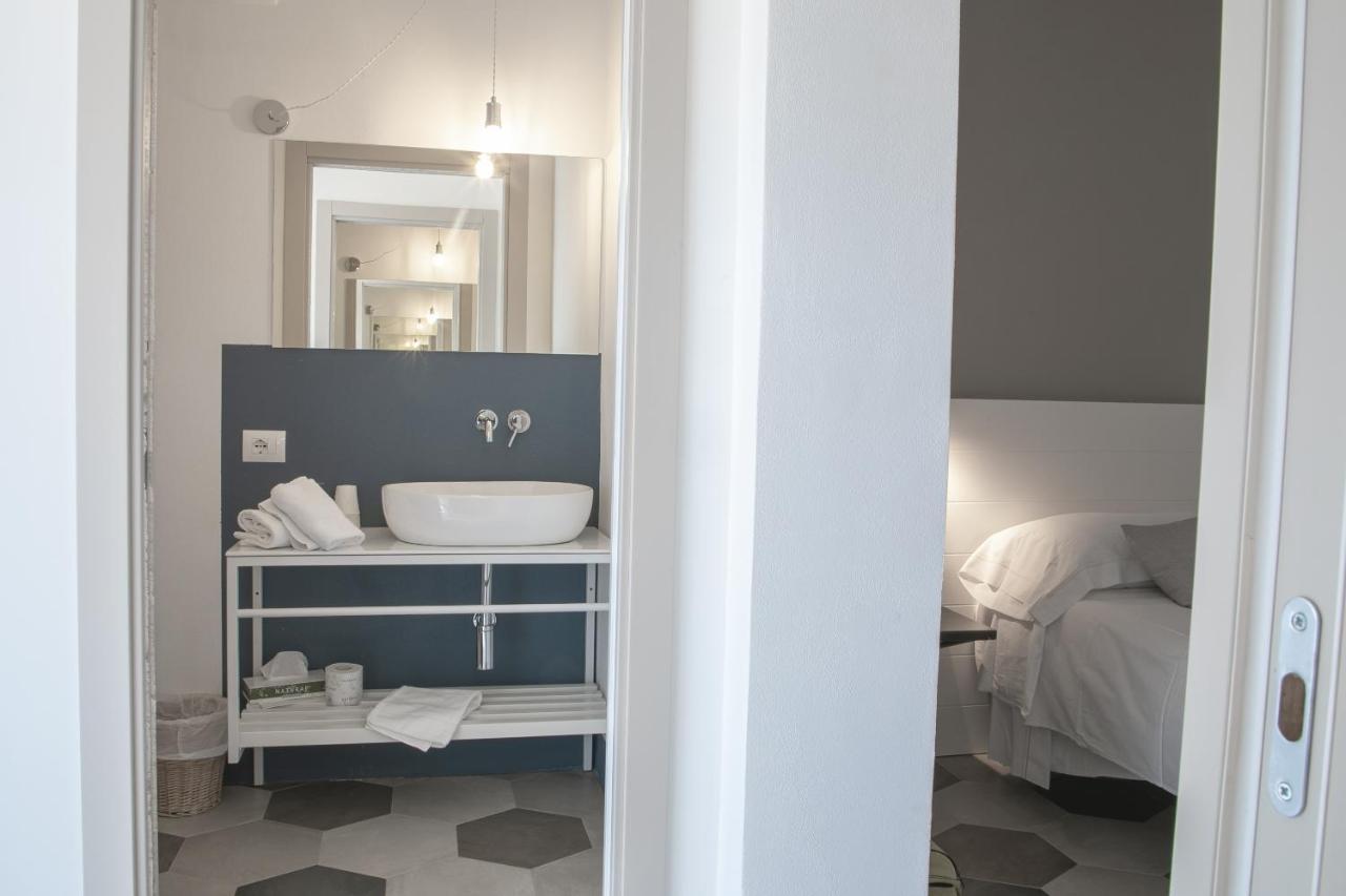 Hotel Villa Ambra Orbetello Bagian luar foto